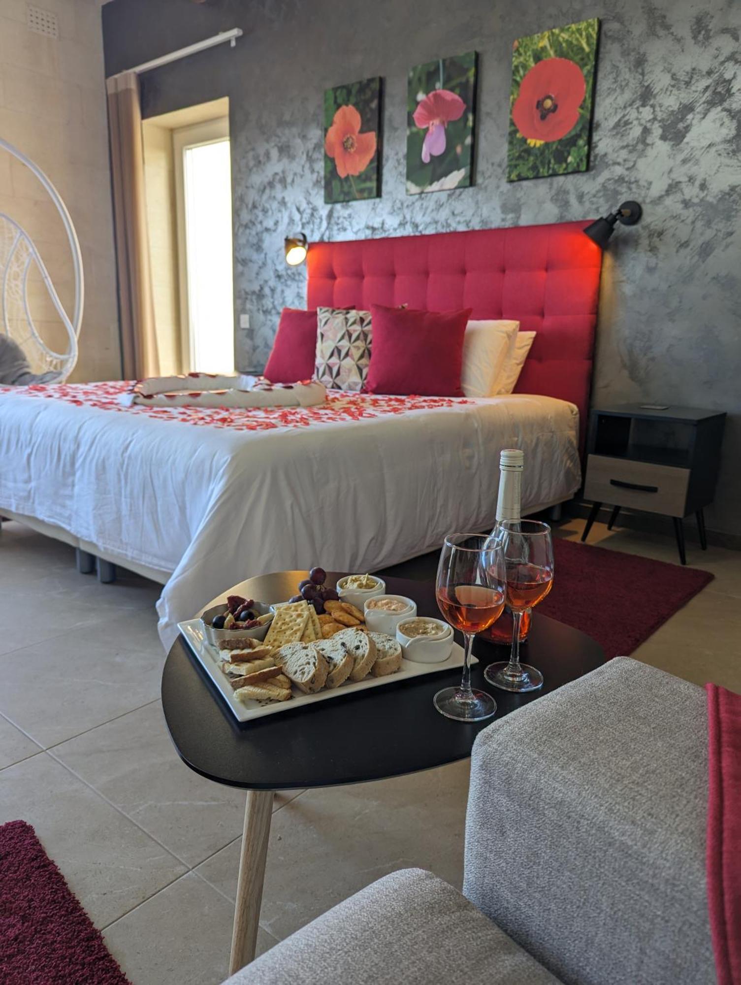 Bed and Breakfast Sea Holly Gozo Nadur Exterior foto